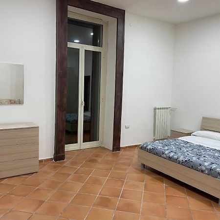 דירות נאפולי Casa Emilia 2 מראה חיצוני תמונה
