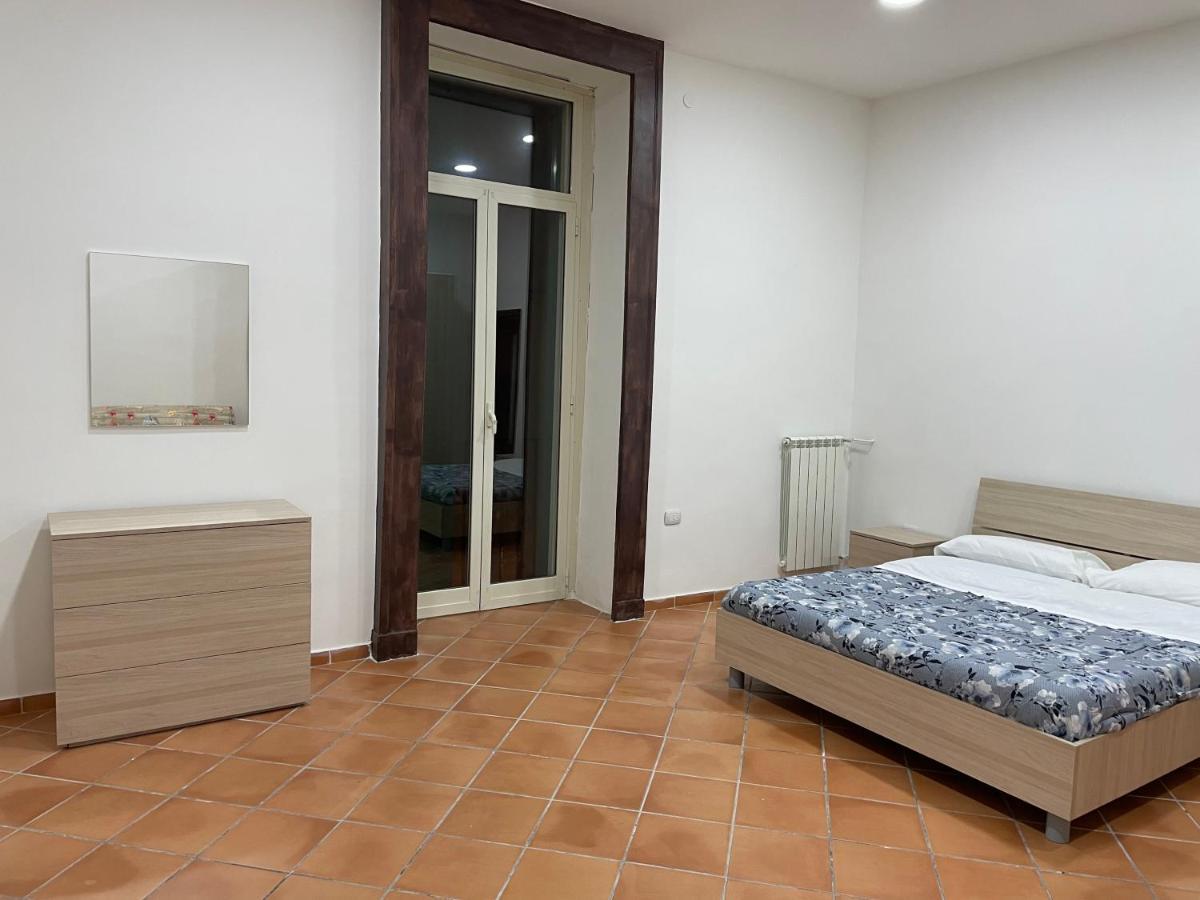 דירות נאפולי Casa Emilia 2 מראה חיצוני תמונה